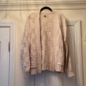 American Eagle Outfitters Beige Knit Cardigan